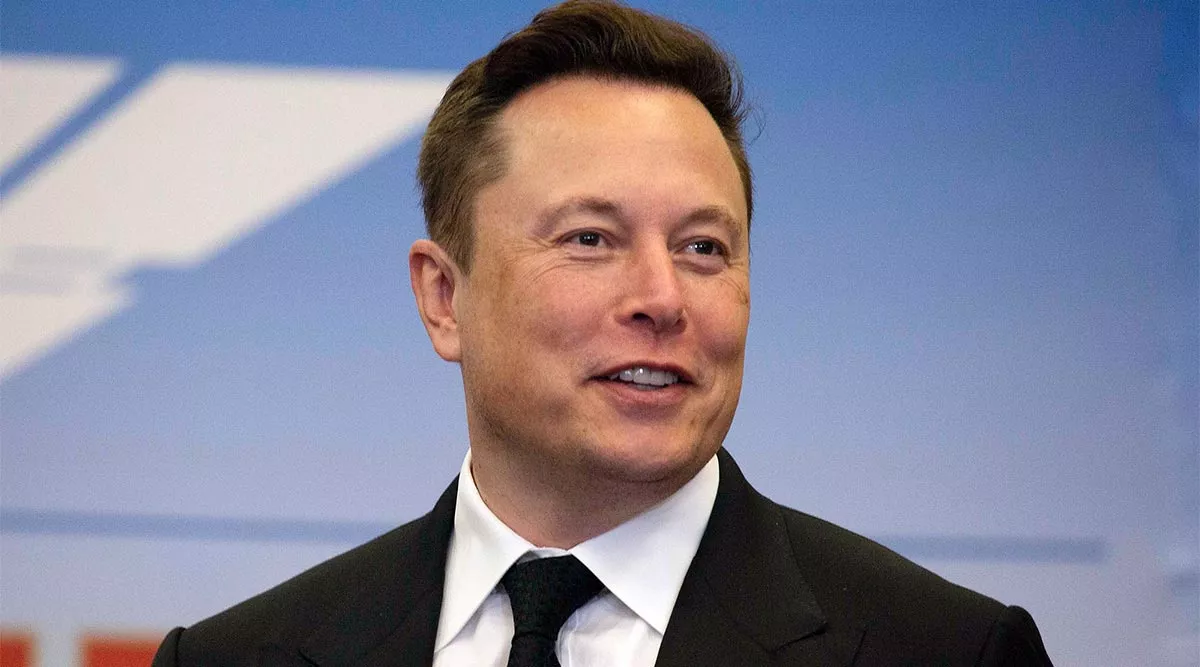 Elon Musk: Cậu bé từng bị bạn 'đánh cho đến ngất đi' trở thành kẻ bán giấc mơ vĩ đại nhất trong lịch sử