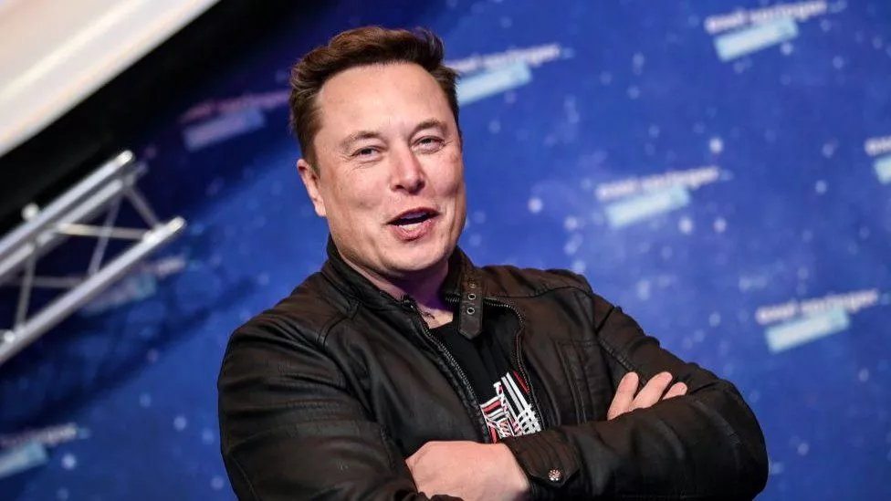 Elon Musk tự đặt chức danh của mình là ‘Vua công nghệ’ 