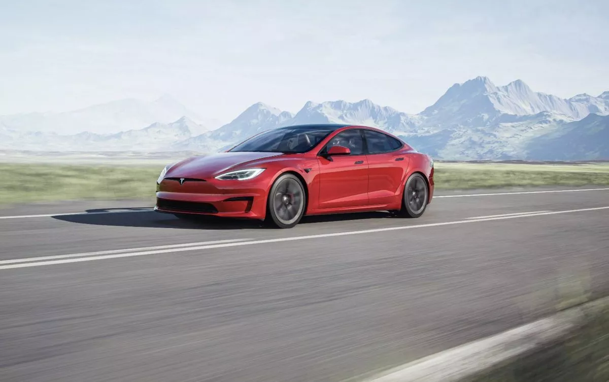 Tesla công bố Model S mới, tăng tốc nhanh nhất thế giới, chạy 837 km cho một lần sạc